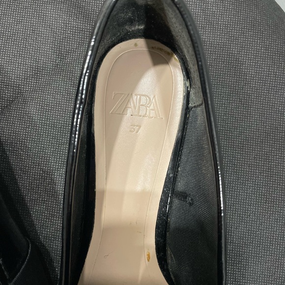 Patton leather black loafers with dramatic bow. - Picture 2 of 4